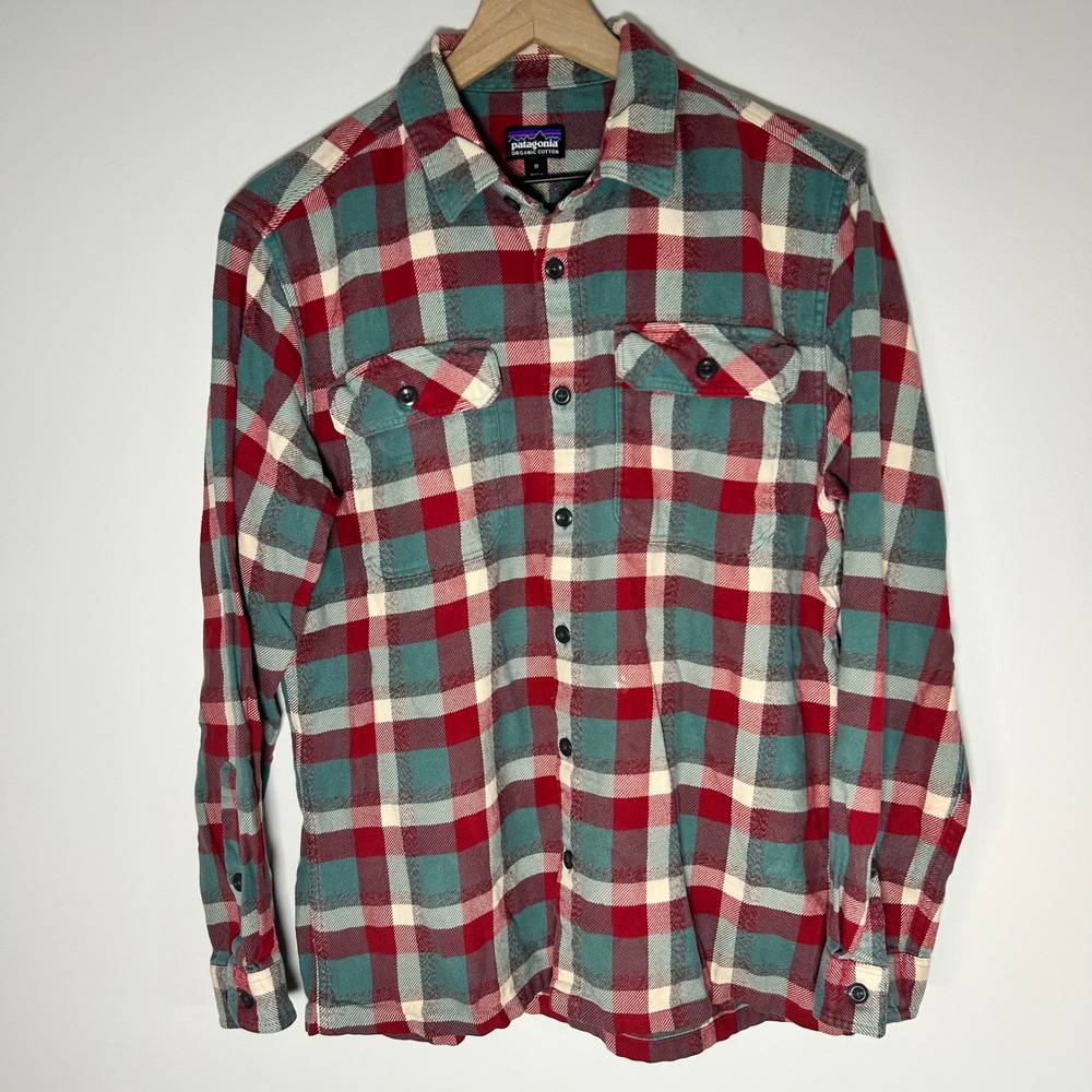Patagonia Fjord Flannel Shirt Mens Medium Red Teal Plaid Organic Cotton Trail